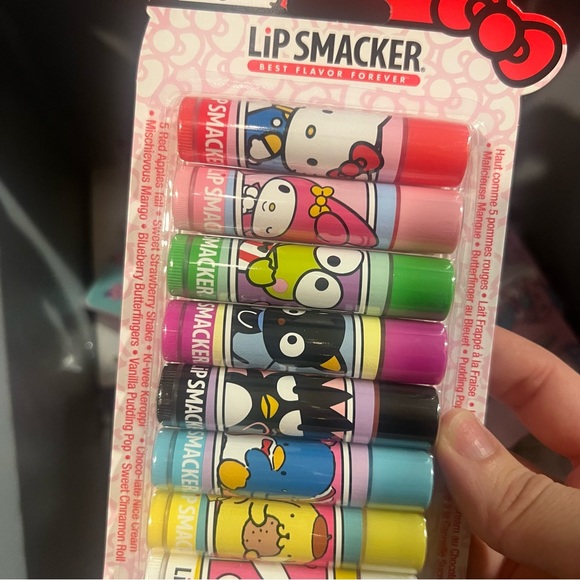 10-15 piece hello kitty Sanrio mystery bundle box - Picture 7 of 14